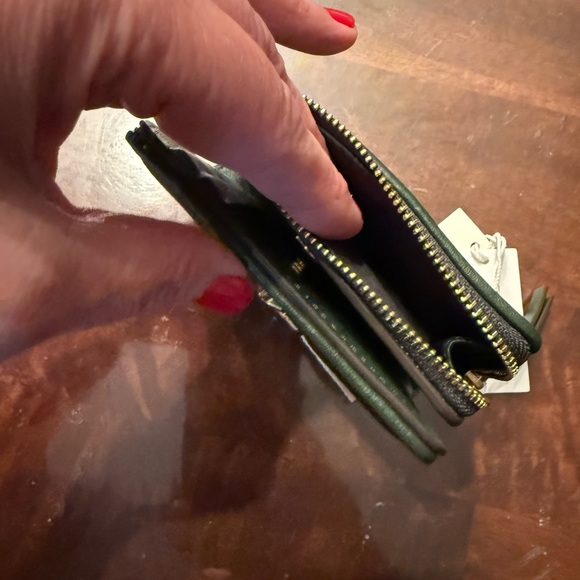 NWT Tory Burch Kira Bi-Fold Leather Chevron Quilted Wallet - Picture 5 of 5